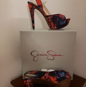 Jessica Simpson Multi Colored Sandal